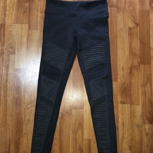 Alo yoga moto legging